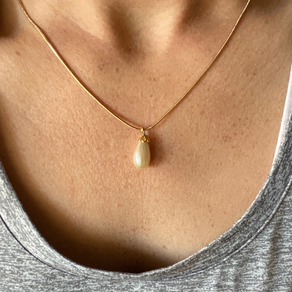 Vintage pearl necklace